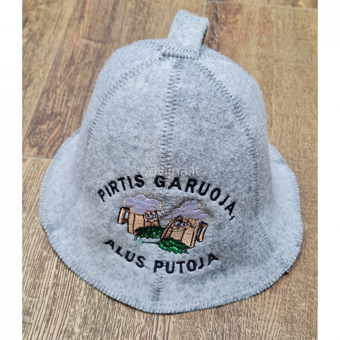 Pirties kepurė ,,Pirtis garuoja, alus putoja'' Pirties kepurė ,,Pirtis garuoja, alus putoja''